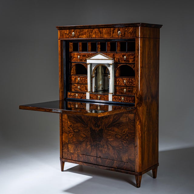 Biedermeier Secretary in Walnut, Austria, 1830s For Sale - Image 13 of 13