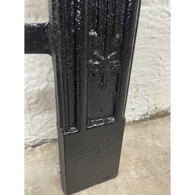 Late 19th Century Cast Iron Surround 22"w X 27.5" H - Ornate Victorian Era From Baton Rouge For Sale - Image 4 of 4