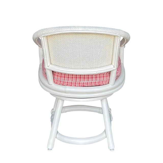 1960s Bamboo Game Table and Four Swivel Chairs Attributed to Ficks Reed - A Set For Sale - Image 9 of 14