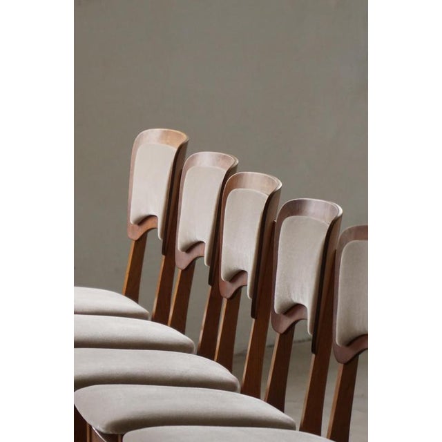 Mid-Century Danish Dining Chairs in Oak, Teak and Mohair, 1960s, Set of 6 For Sale - Image 6 of 18