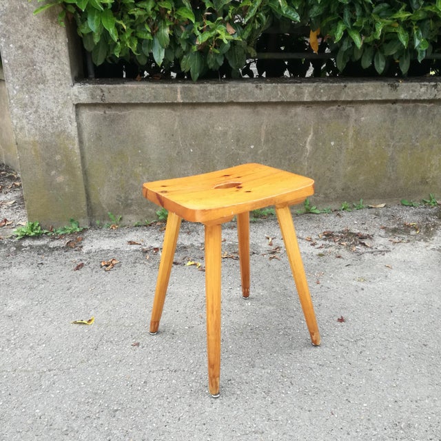 Pine Stool with Concave Seat and Pencil Legs, France, 1970s For Sale - Image 3 of 10