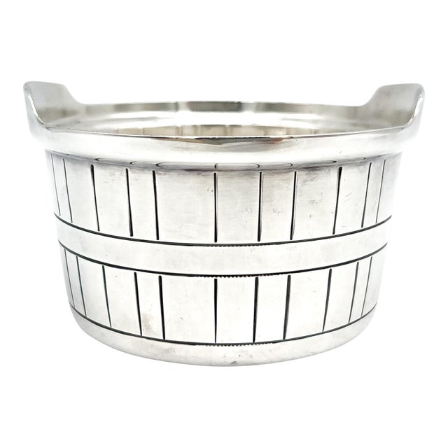 1970s Gorham Silver-Plated Bushel Barrel Form Tea Caddy Yc348 – Colonial Revival / Traditional / Americana For Sale