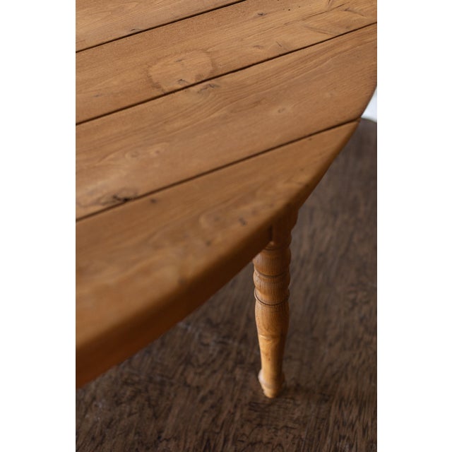 French Early 20th Century Pine Louis Phillpe Oval Table For Sale - Image 3 of 14