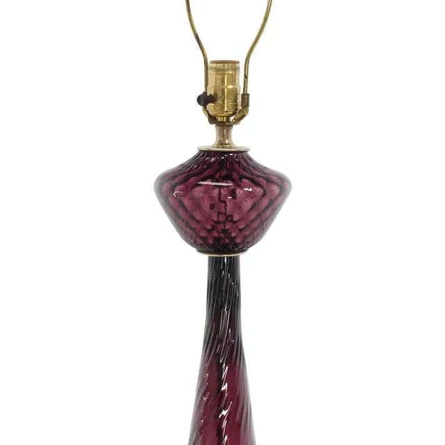 Mid-Century Modern Vintage Mid Century Cranberry Tower Shape Table Lamp For Sale - Image 3 of 6