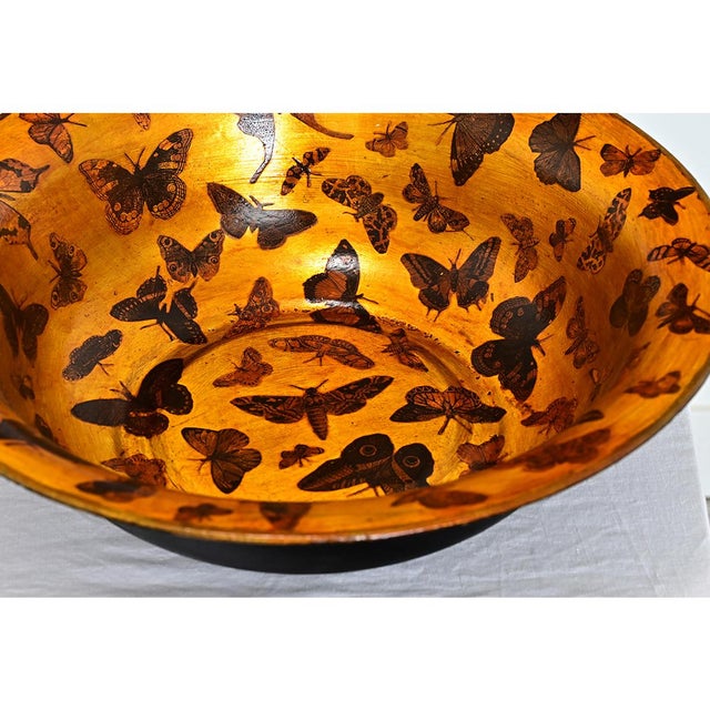 Early 20th Century Early 20th Century English Metal Wash Basin with Paint & Decoupage For Sale - Image 5 of 9