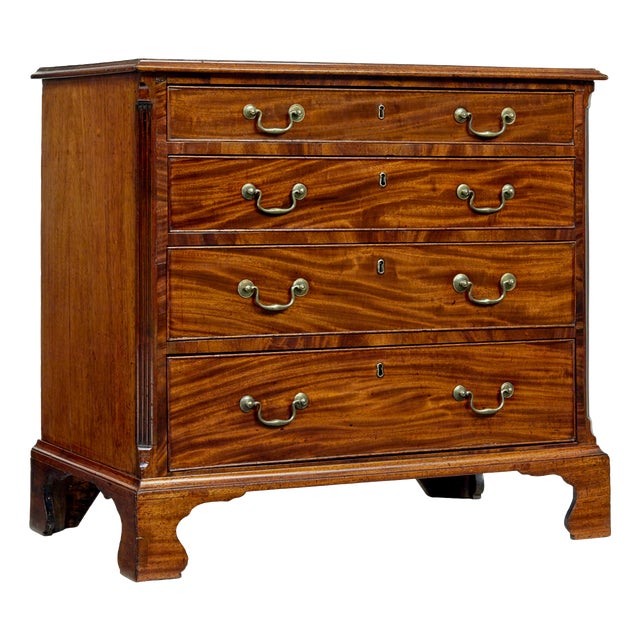 Antique Georgian Chest of Drawers, 1800 For Sale