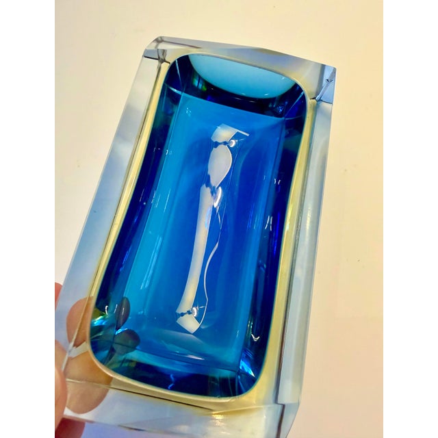 1960s Flavio Poli for Seguso Vetri D’Arte Murano Sommerso Blue & Amber Glass Ashtray For Sale - Image 9 of 11