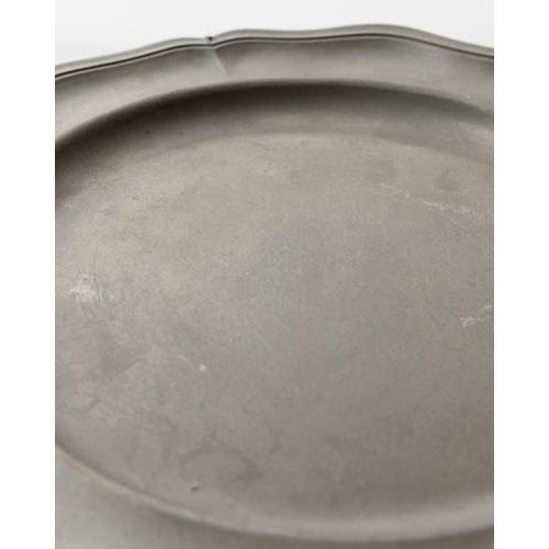 Vintage Pewter Wall Plate, 1940s For Sale - Image 9 of 11