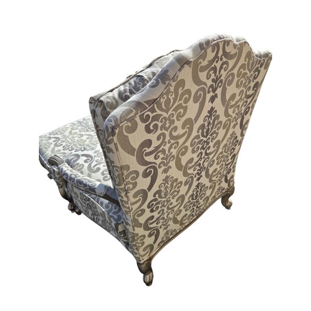 1990s Oversized Ethan Allen Versailles Bergere Lounge Chair & Ottoman Set Damask For Sale - Image 14 of 18