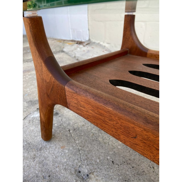 Mid Century Modern Slotted Coffee Table With Surfboard Glass Top | in Harvey Probber Style For Sale In Tampa - Image 6 of 12