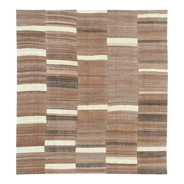 Galerie Shabab Collection Mid-20th Century Turkish Flatweave Kilim Carpet For Sale