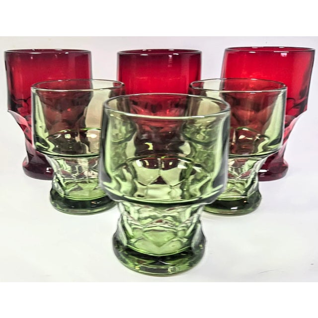 Whether for display on your bar, used for drinks or holders for a small Christmas floral bouquet or candle, these...