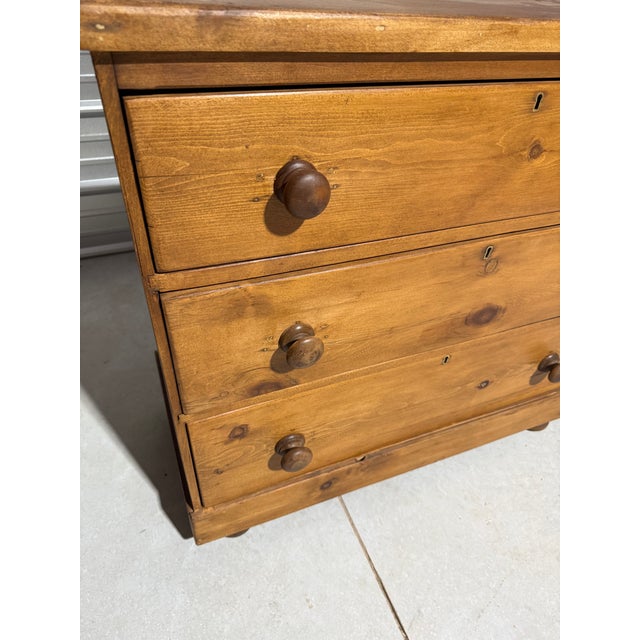 Antique Pine Three Drawers - Chest of Drawers From England For Sale - Image 9 of 18