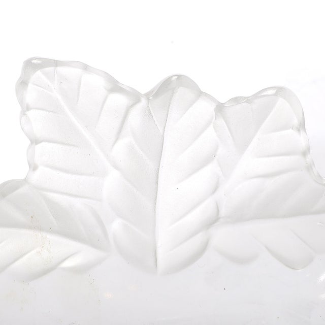 Off-white Mid-Century Modernist Lalique "Compiegne" Frosted & Clear Glass Bowl For Sale - Image 8 of 17