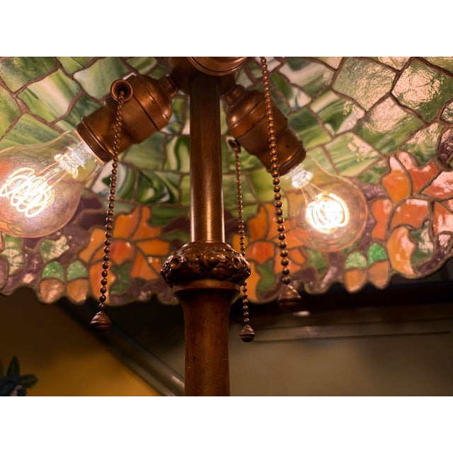 Early 20th Century Duffner and Kimberly Acorn Stained Glass Table Lamp For Sale - Image 9 of 12
