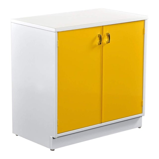 Restored 1970s Yellow and White Broyhill Chapter One Record Media Cabinet For Sale
