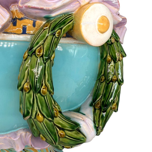 Mid 19th Century A Minton Majolica Neoclassical Jardiniere With Laurel Wreaths, English, Ca. 1868 For Sale - Image 5 of 12