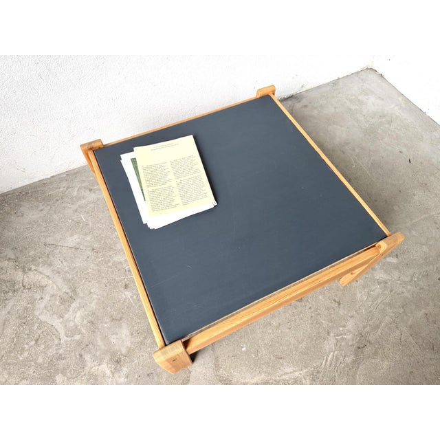 1970s Modernist Coffee Table in Pine with Reversible Top, 1970s For Sale - Image 5 of 15