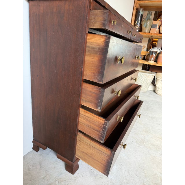 Antique 19th Century Solid Mahogany Chest of Drawers With Brass Knobs For Sale In Miami - Image 6 of 12
