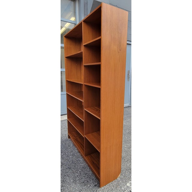 Mid-Century Modern 1970s Domino Møbler Double-Bay 6-Shelf Teak Bookcase For Sale - Image 3 of 15