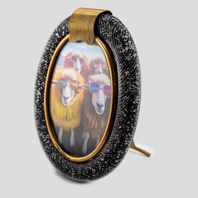 Oval Black Murano Glass Picture Frame with Silver Inclusions. Signed Seguso vetri d’arte MuranoA beautiful handcrafted...