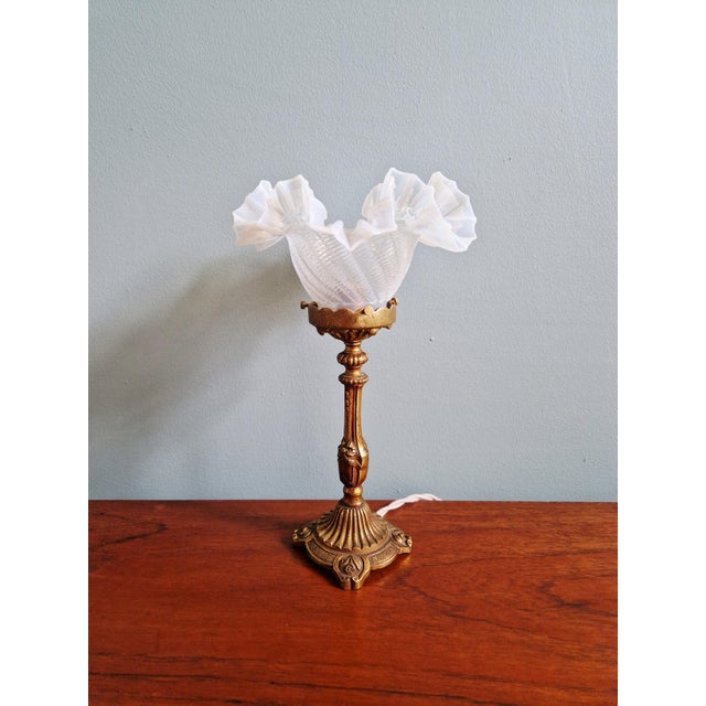 Gold Table Lamp in Gilt Bronze and Opalescent Glass, Early 20th Century For Sale - Image 8 of 18