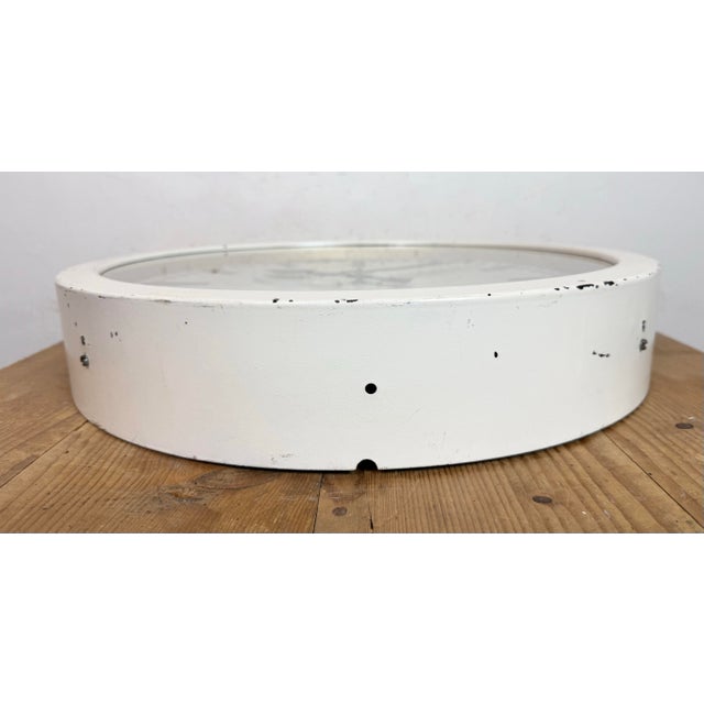 Large White Industrial Factory Wall Clock from Siemens, 1950s For Sale - Image 9 of 18