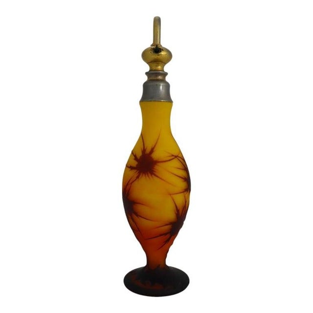 1920s French Cameo Cutback Art Glass Perfume Atomizer Signed by Roget For Sale - Image 6 of 9