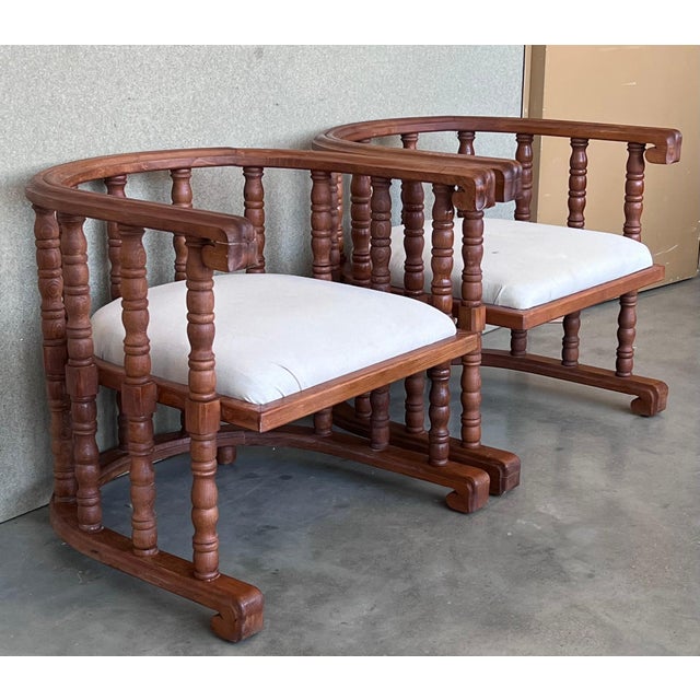 Early 20th Century Pair of Spanish Slatted Barrel Back Hand Carved Chairs For Sale - Image 18 of 18