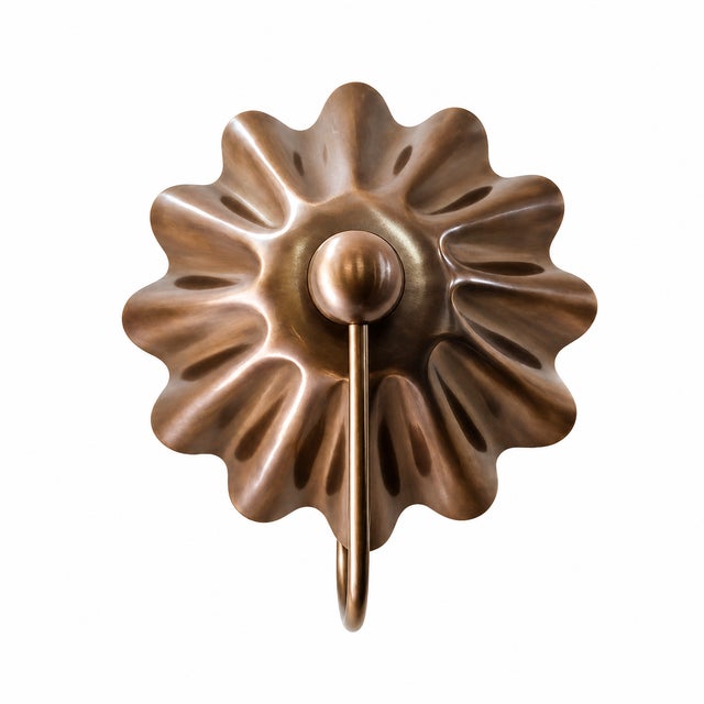 Vintage Brass Wall Sconce Light, Handmade Antique Brass Flower Wall Lamp, Mid Century Shell Sconce Bedroom Bedside Hallway Entryway Lighting For Sale - Image 10 of 13