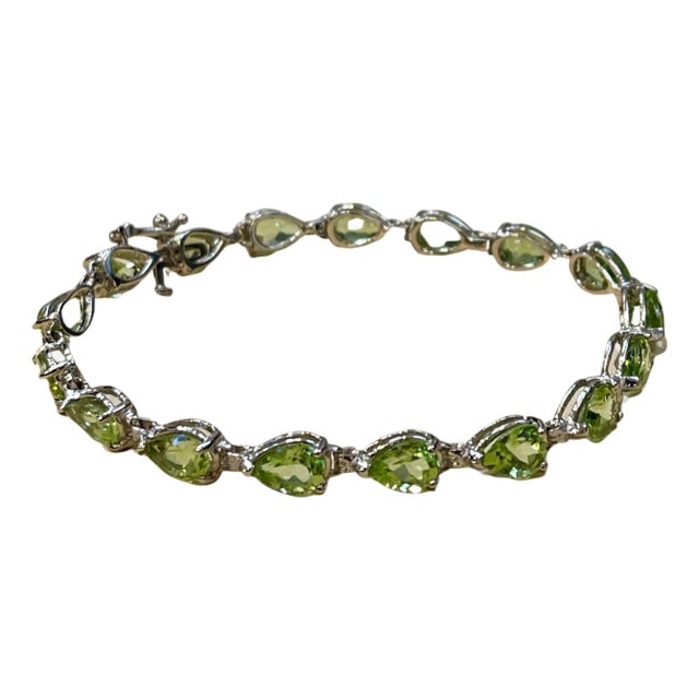 15 Carat Genuine Natural Peridot & Diamond Tennis Bracelet 14 Karat White Gold For Sale