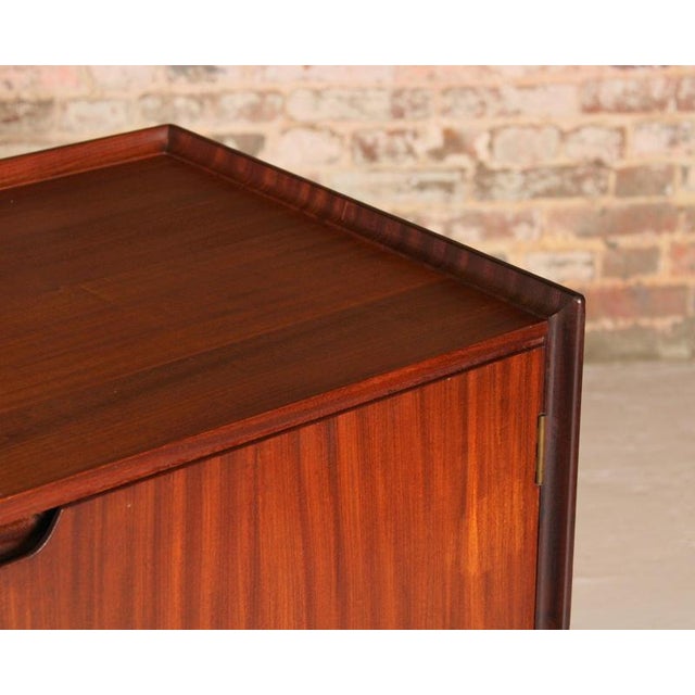 Mid-Century Modern Afromosia Sideboard by Richard Hornby, 1960s For Sale - Image 6 of 14