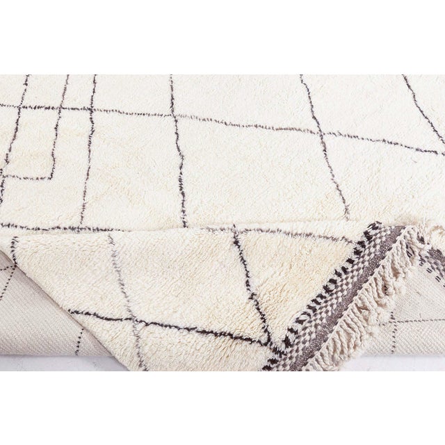 Modern Moroccan Hand-Knotted Wool Rug by Doris Leslie Blau For Sale In New York - Image 6 of 9