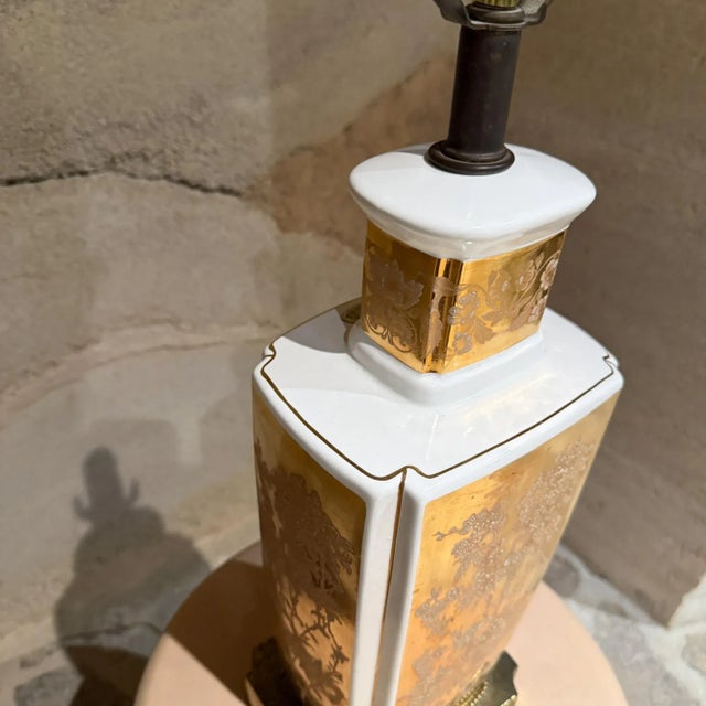 For your consideration, a vintage Nathan Lagin Table Lamp Ceramic Neoclassical Revival. Dimensions: Lamp: 30" H to finial,...