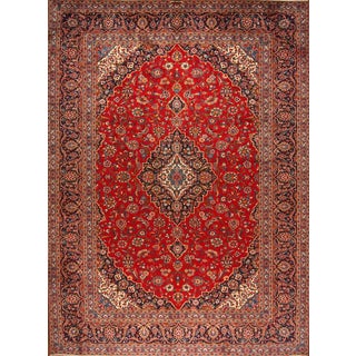 Middle Eastern Rug in Wool For Sale