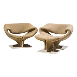 Pierre Paulin for Artifort Mid Century Ribbon Chairs With Ottoman For Sale