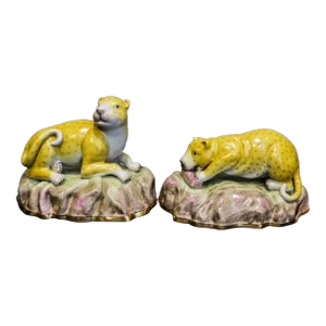 Pair Vintage Wong Lee Leopard Figurines Hand Painted Porcelain Wl 1895