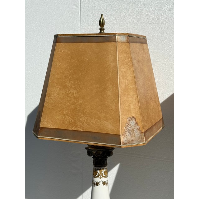 1960s Pair of White and Brass Neoclassical Hollywood Regency Lamps With Custom Handmade Shell Accent Shades For Sale - Image 11 of 16