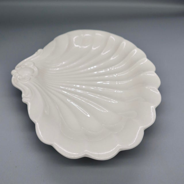 English Vintage Spode Imperial White Scallop Shell Dish — Made in England For Sale - Image 3 of 6