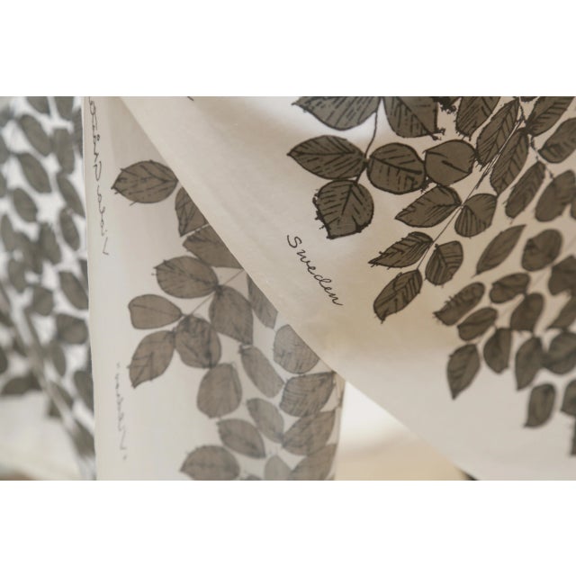 1958 Mid-Century Scandinavian Textile by Renowned Swedish Designer Viola Gråsten, Tapestry Tablecloth For Sale - Image 15 of 17