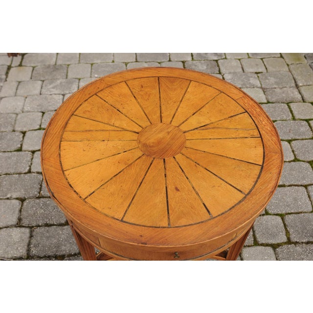 French Napoleon III 1860s Walnut Guéridon Side Table with Radiating Veneer For Sale - Image 9 of 12