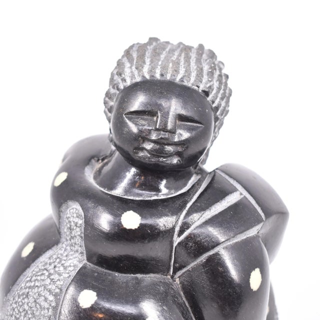 Stone Early 20th Century Shona Stone Woman Sculpture In The Style of Colleen For Sale - Image 7 of 7
