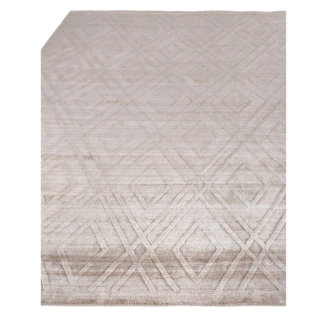 The Basildon rug was designed to bring classic, modern style to any room. This beautifully textured piece features...