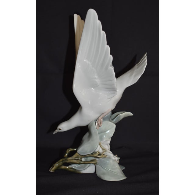 White Lladro Turtle Dove Figurine 4550 Glossy Porcelain White Bird Spain Vintage For Sale - Image 8 of 14