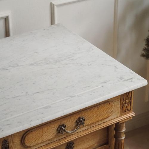 French Country-Style Chest of Drawers in Natural Oak For Sale - Image 16 of 18