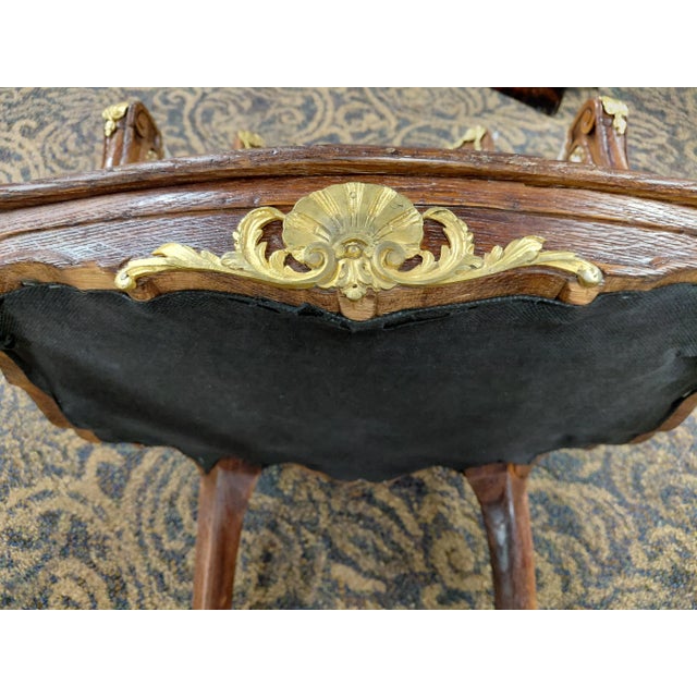Early 20th Century Antique French Louis XVI Parlor Chair For Sale In Greensboro - Image 6 of 7
