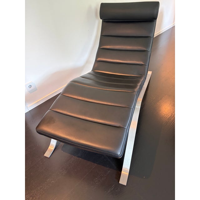 Pavia Easy Chair with Neck Cushion from BoConcept, Denmark, 2009 For Sale - Image 4 of 6