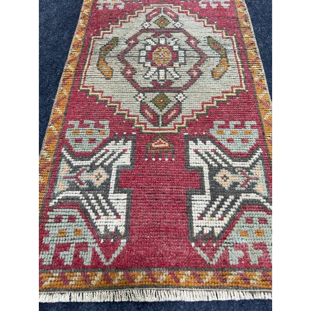 Contemporary Turkish Yastik Rug 1'6" x 3' For Sale - Image 3 of 5