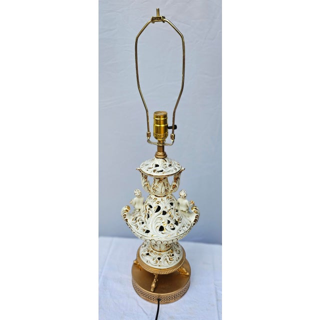 Meissen Porcelain Vintage Meissen Porcelain Capodimonte 3-Way Table Lamp For Sale - Image 4 of 12