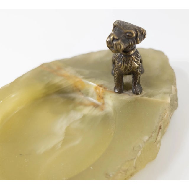 Early 20th Century Art Deco Style Onyx Stone Ashtray With Brass Scotty Dog For Sale In New York - Image 6 of 9